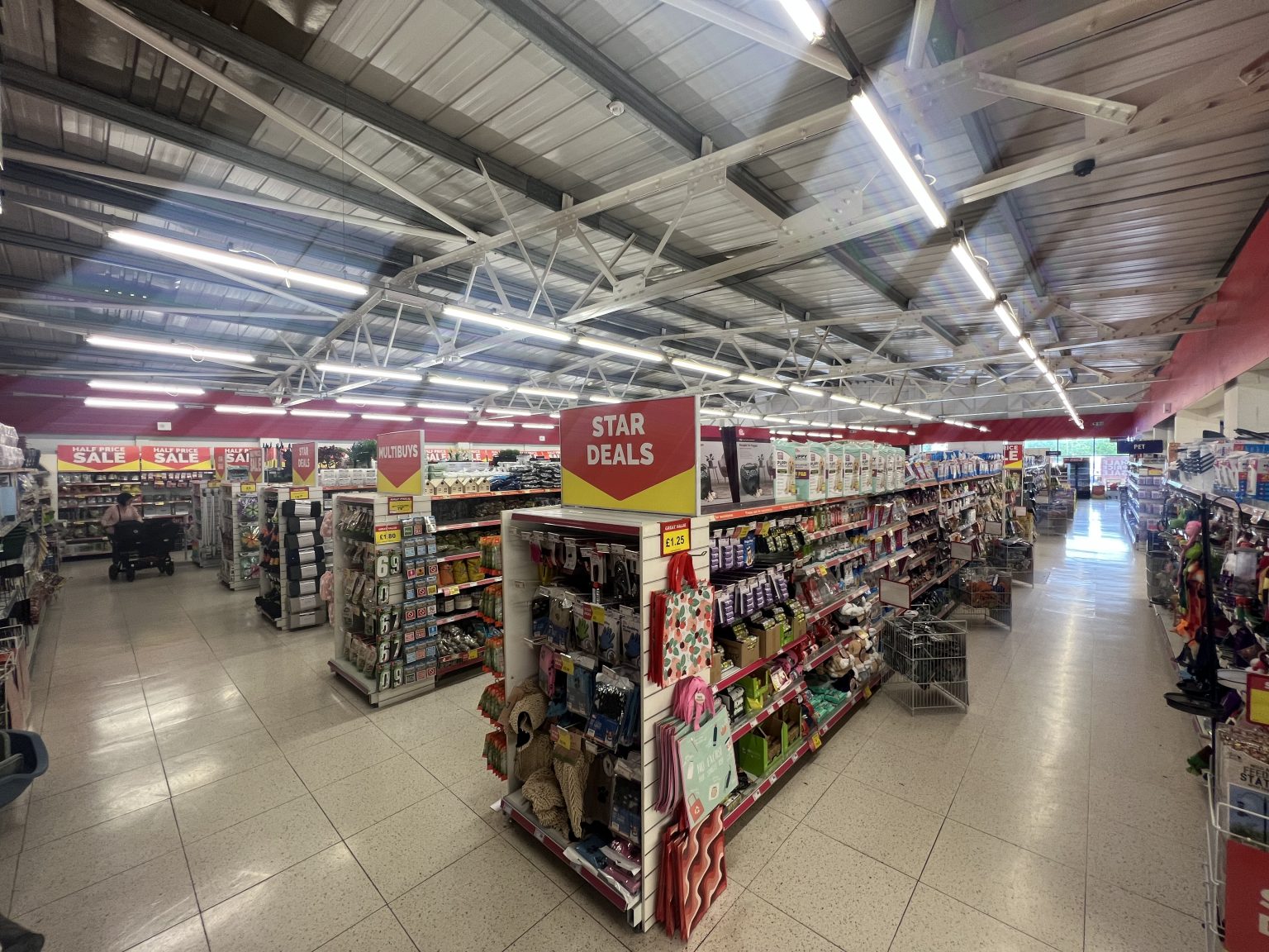 Chesterfield Town Centre Retail Warehouse BHT Chartered Surveyors