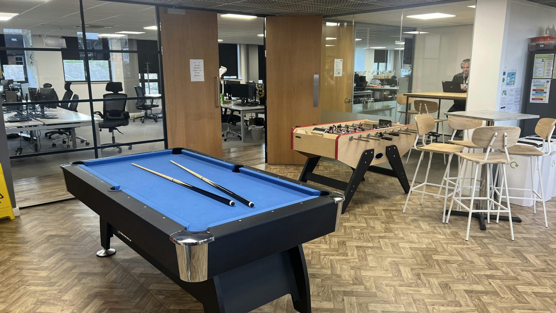 1e127c45e2935b736ce25a8fe483c969-img-5347