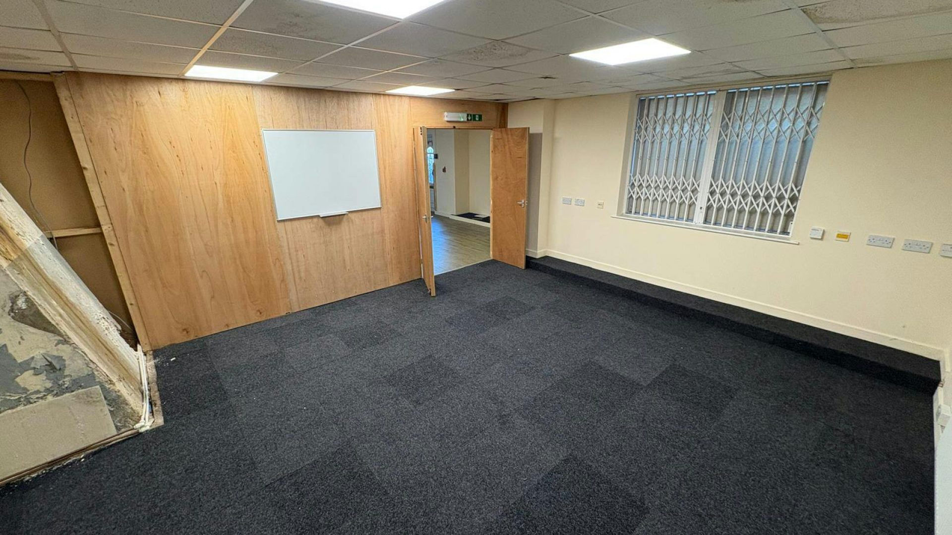 47932286c57809f2b0000ac29a2b6abc-51-office