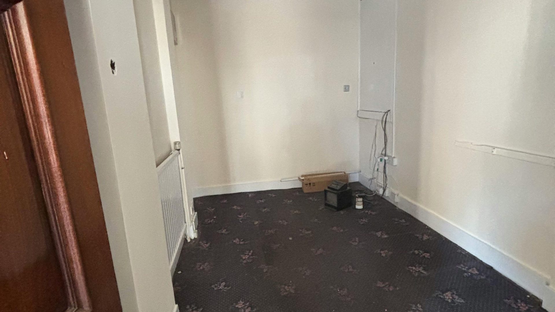 6887e48e35c44619f8a247c649e17f1a-img-0193