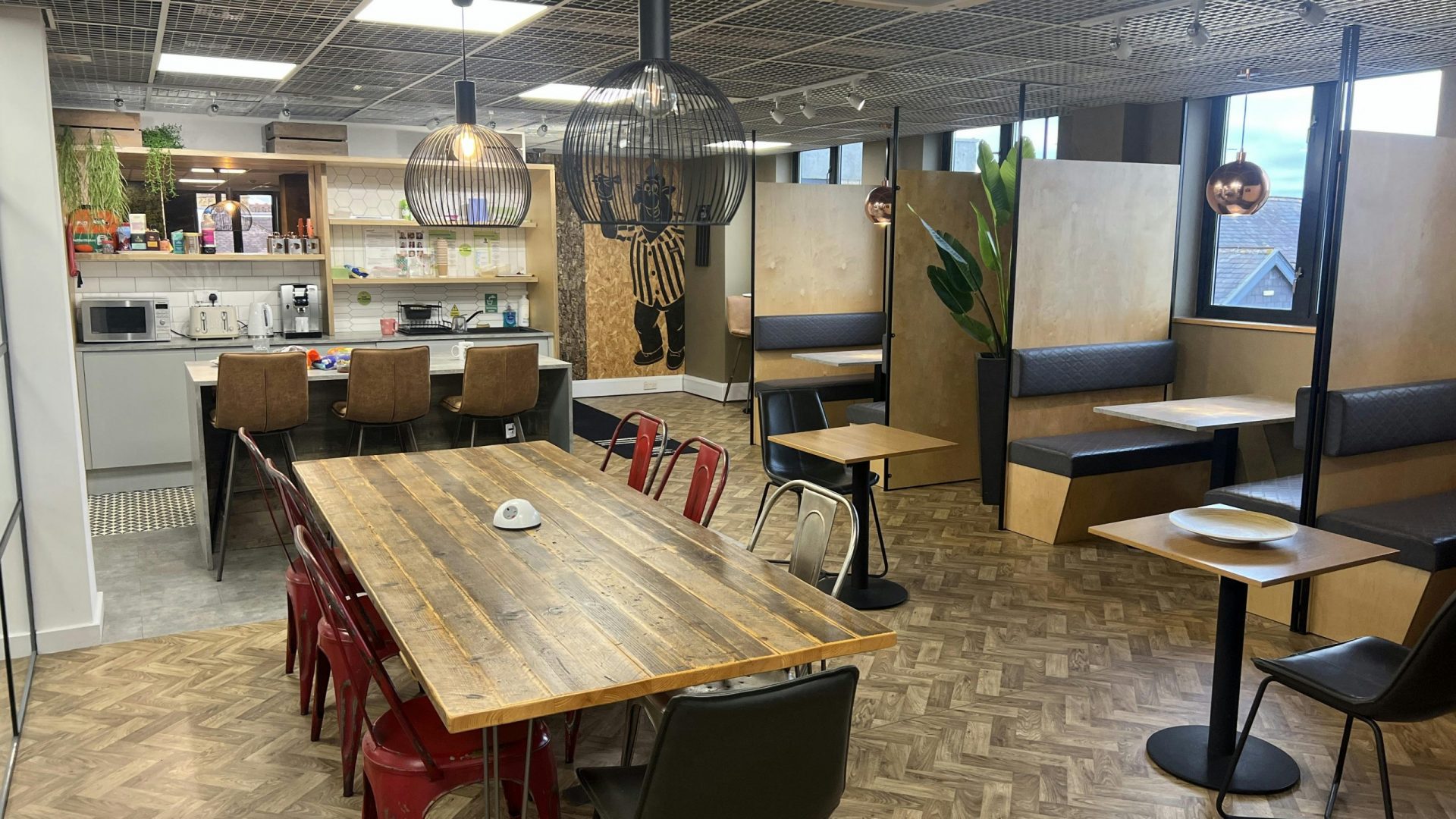 93f5e0a1df86e268f8e4459c2a942dfc-img-5358