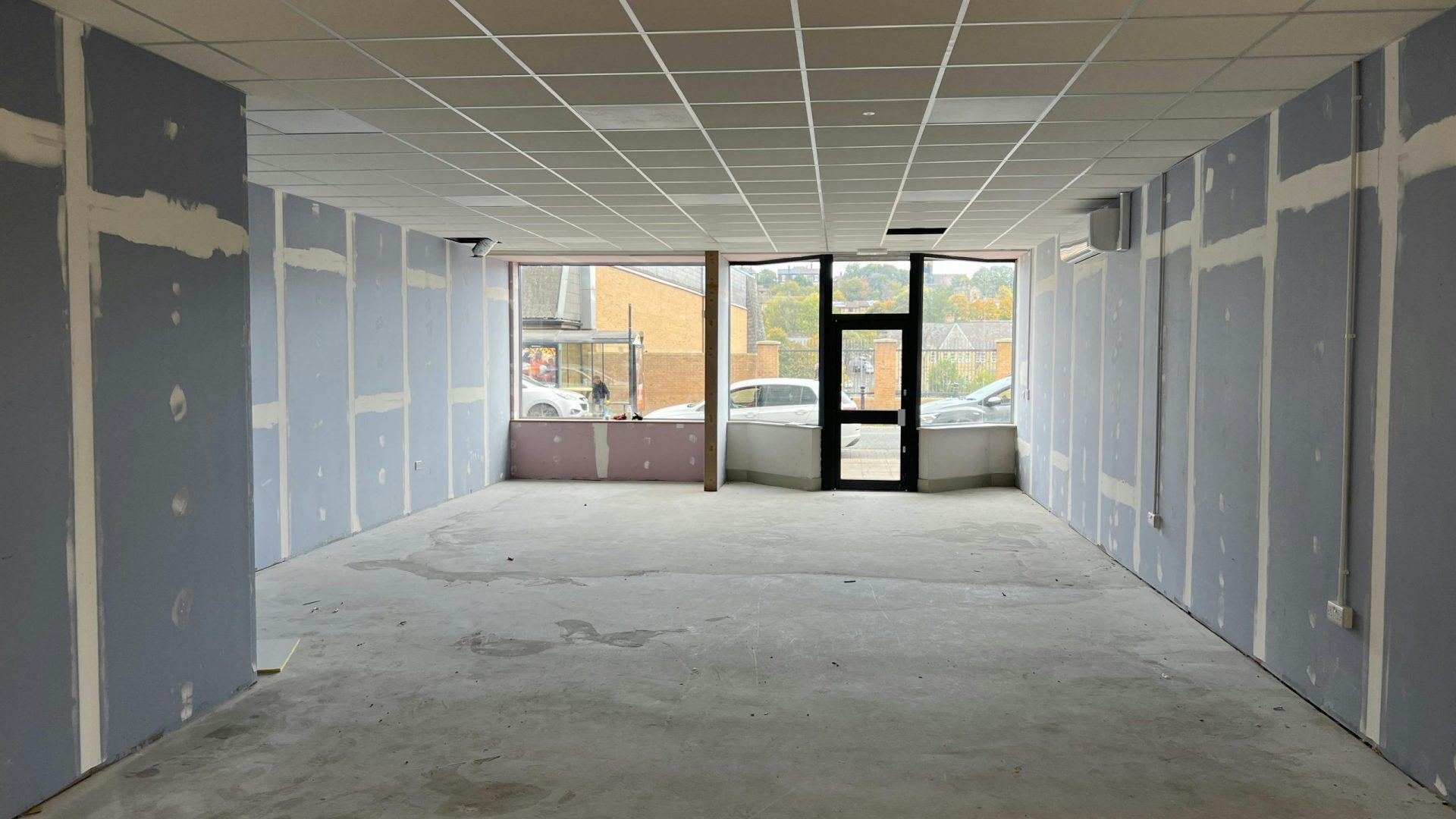 afcb7564c0b58959c27271f0ea637e24-3